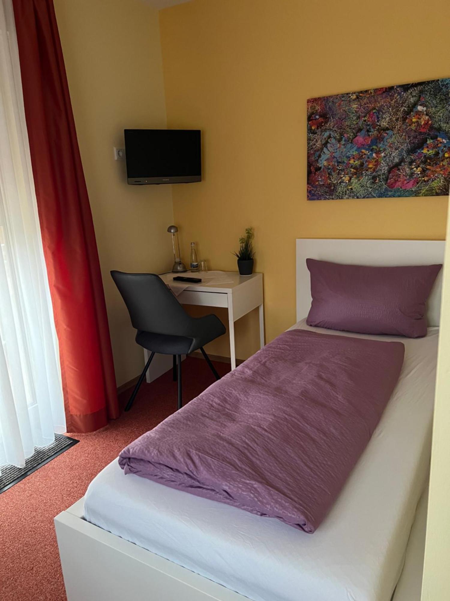 Gaestehaus Elisabeth Weisenheim am Sand Екстер'єр фото