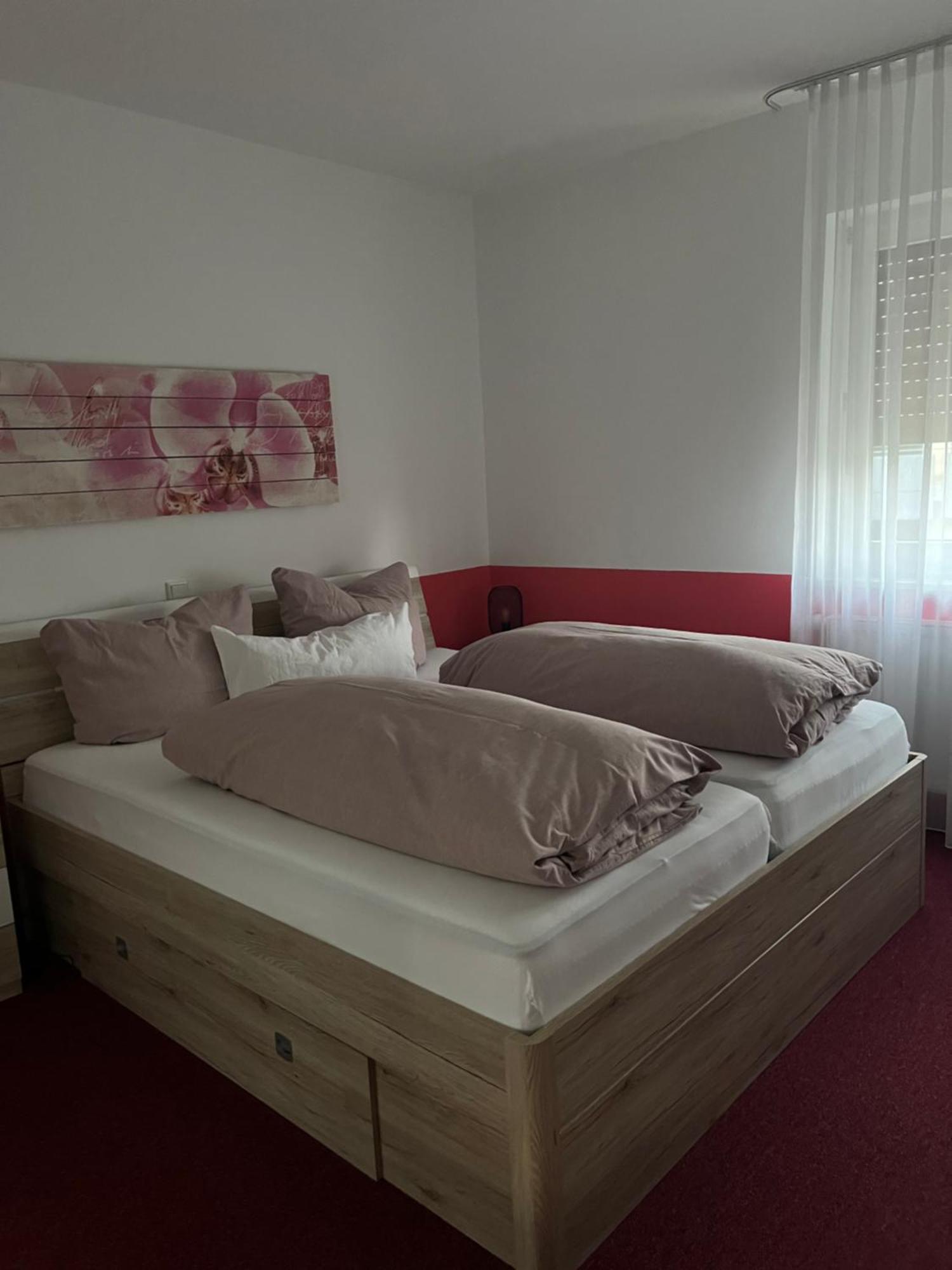 Gaestehaus Elisabeth Weisenheim am Sand Екстер'єр фото